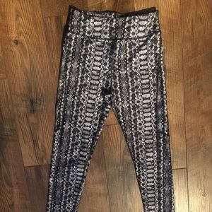 Underarmour snake skinned leggings